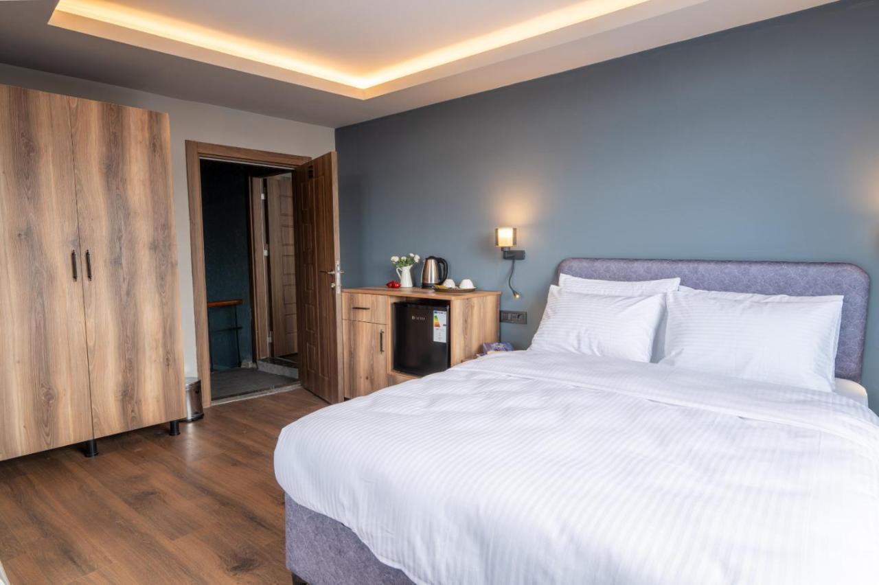 Halic Hotel *