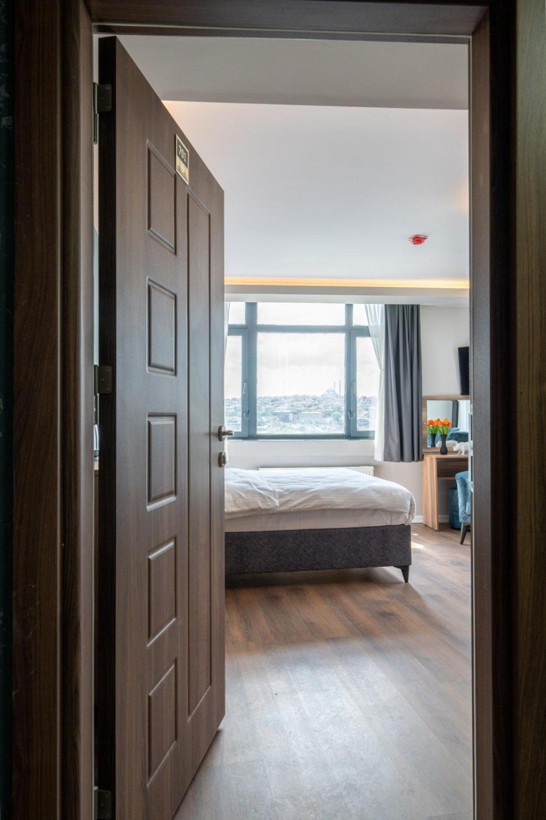 Halic Hotel